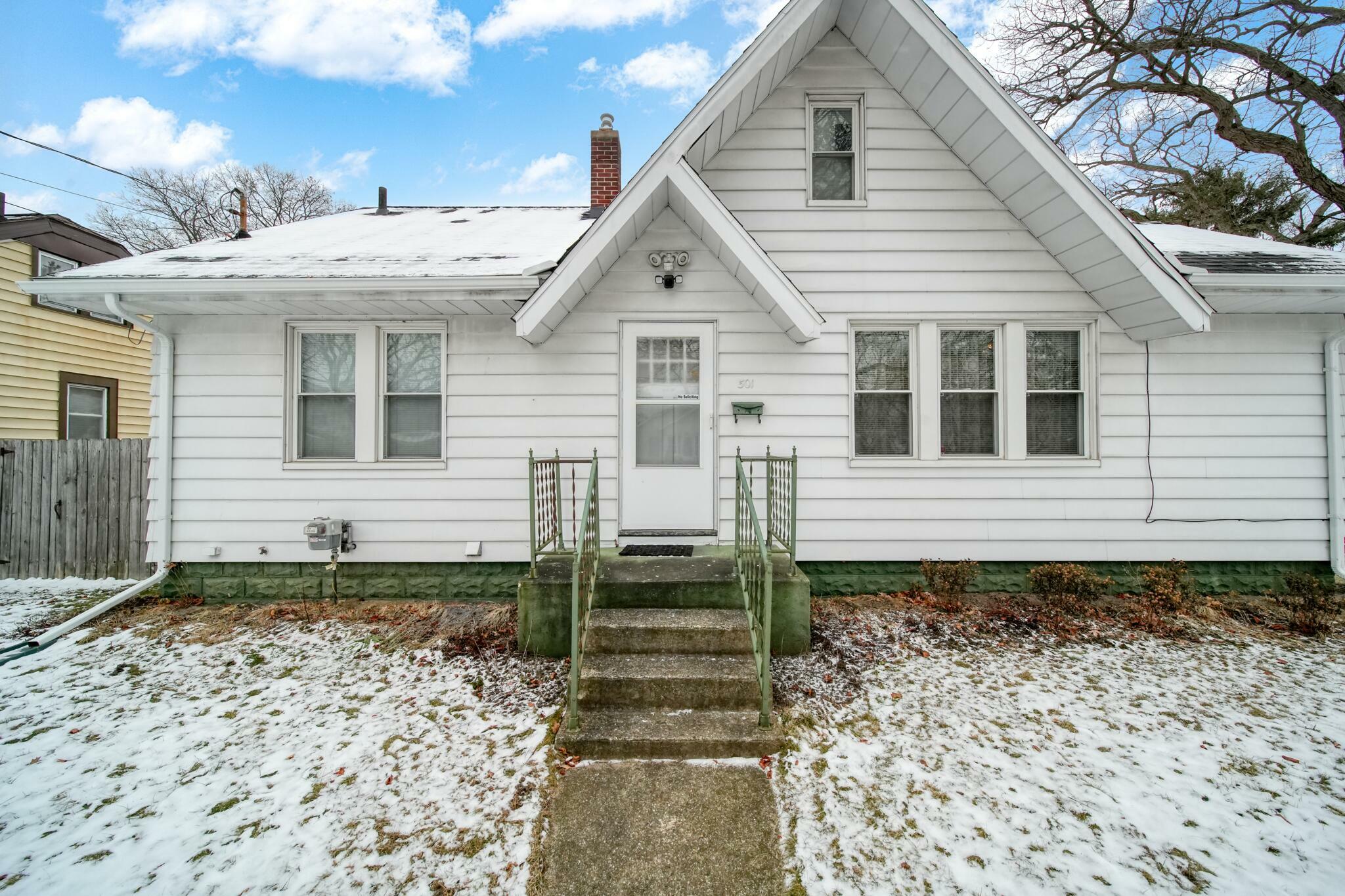 Property Photo:  501 Orange Street  MI 49202 