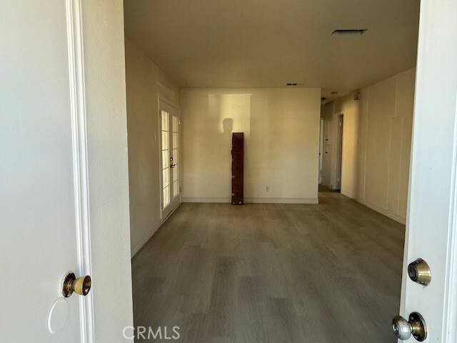 Property Photo:  443 W Woodcrest Street  CA 92376 