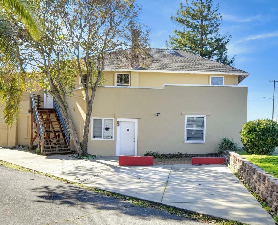 Property Photo:  1011 Vernon Street  CA 95678 