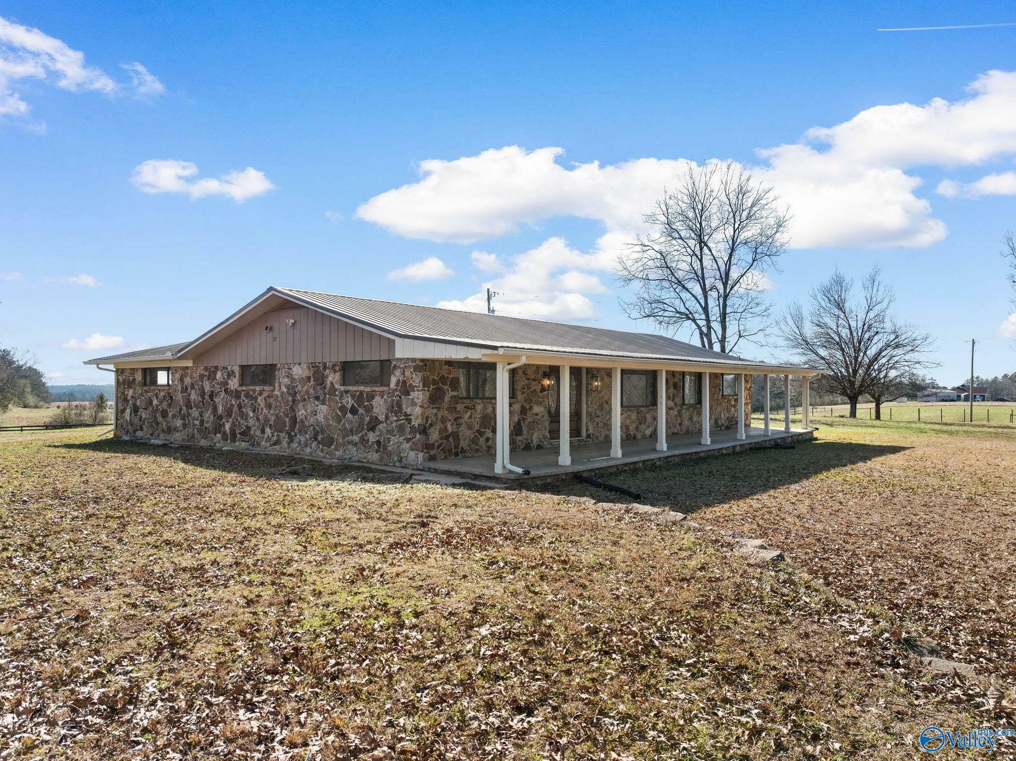 Property Photo:  1257 County Road 62  AL 35033 