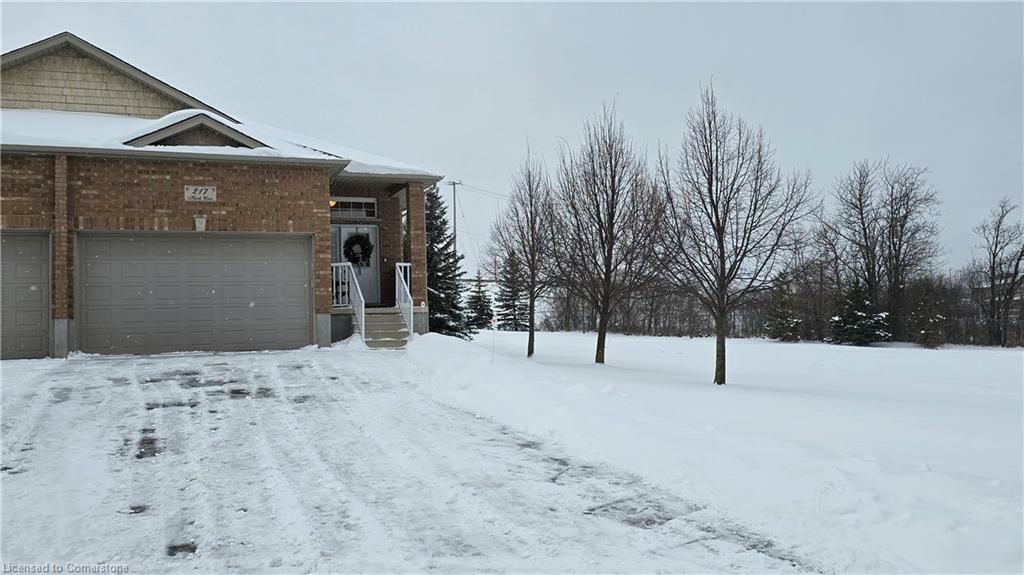 Property Photo:  217 Huck Crescent  ON N2N 0A3 