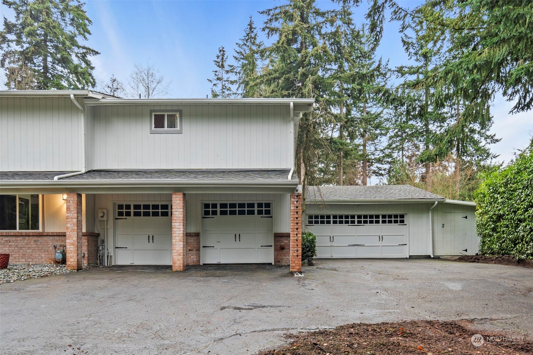 Property Photo:  3518  24th Avenue SE  WA 98374 