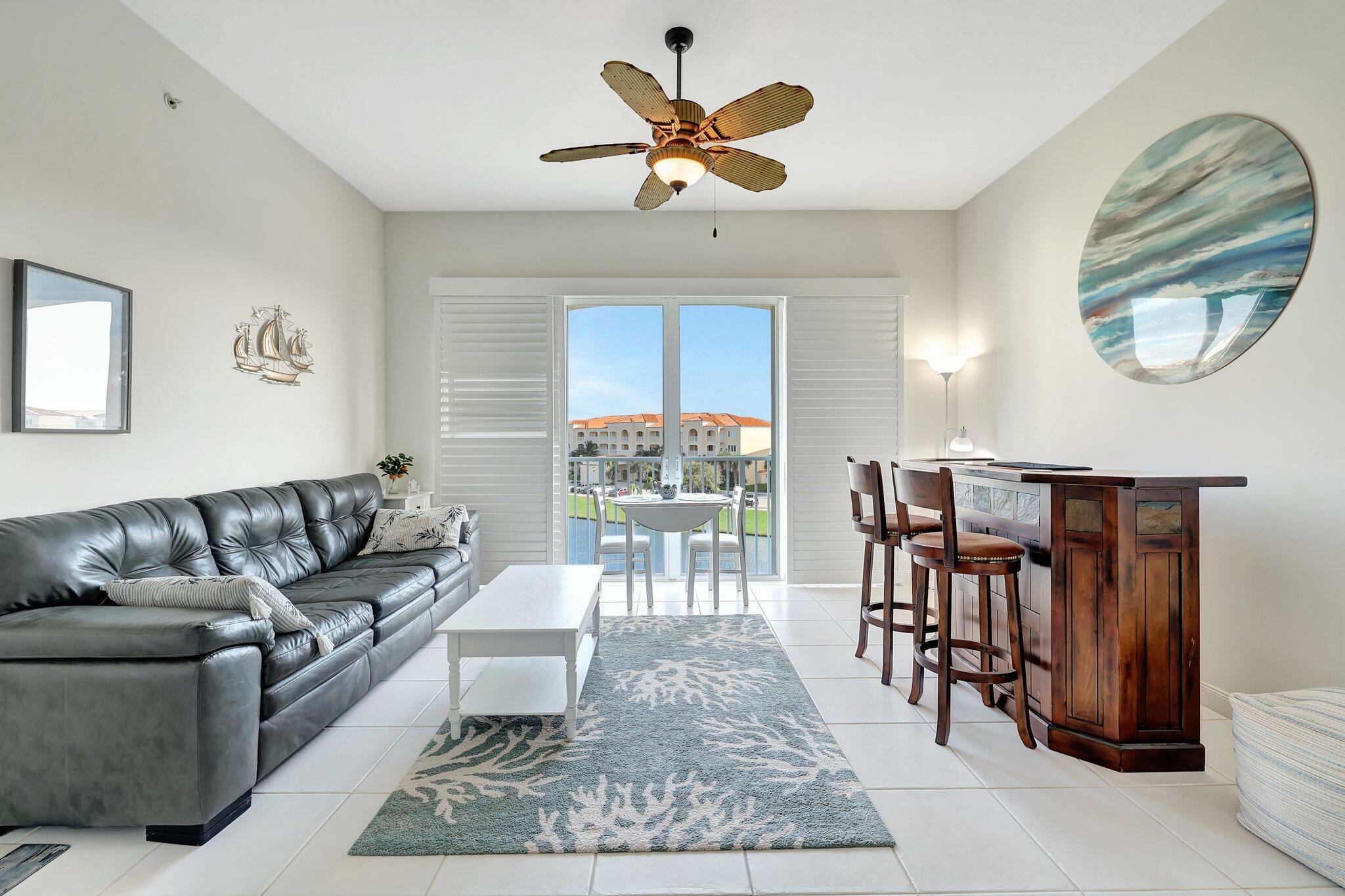 Property Photo: 1 Harbour Isle Drive E Ph2 FL 34949