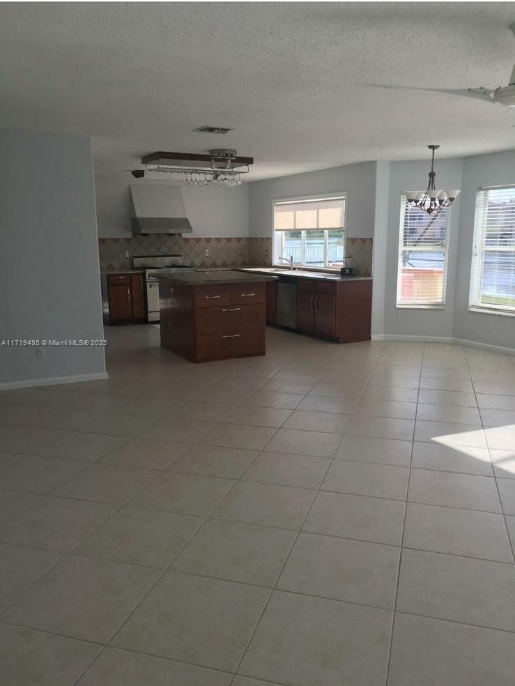 Property Photo:  3224 SW 175th Ave  FL 33029 