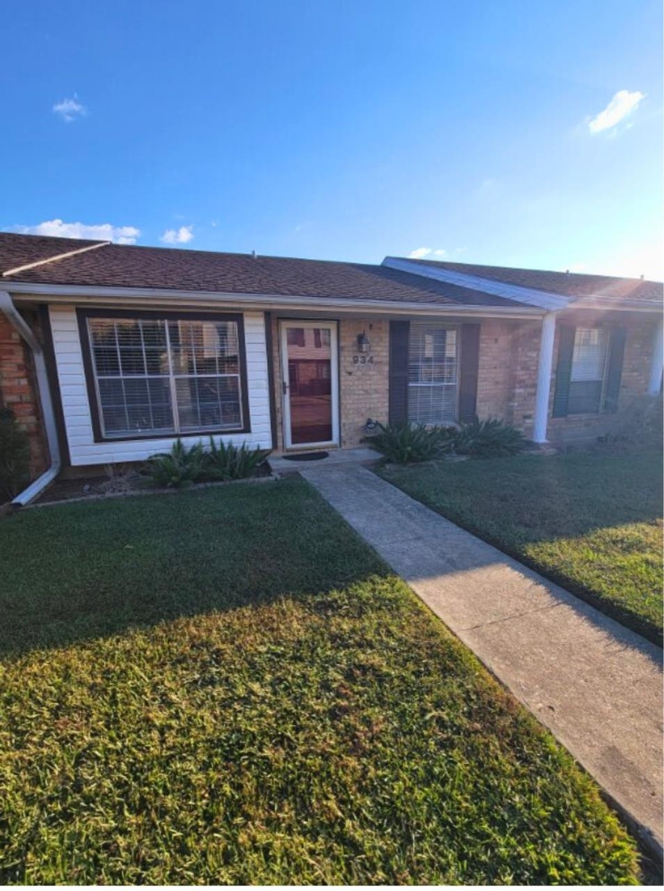 Property Photo:  934 Sunmeadow Dr.  TX 77706 