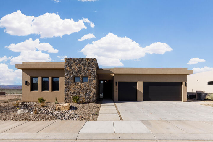 Property Photo:  5090 W 3175 S  UT 84737
