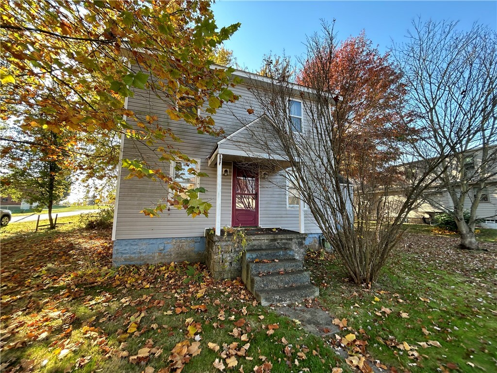 Property Photo:  1201 Euclid Avenue  PA 15001 