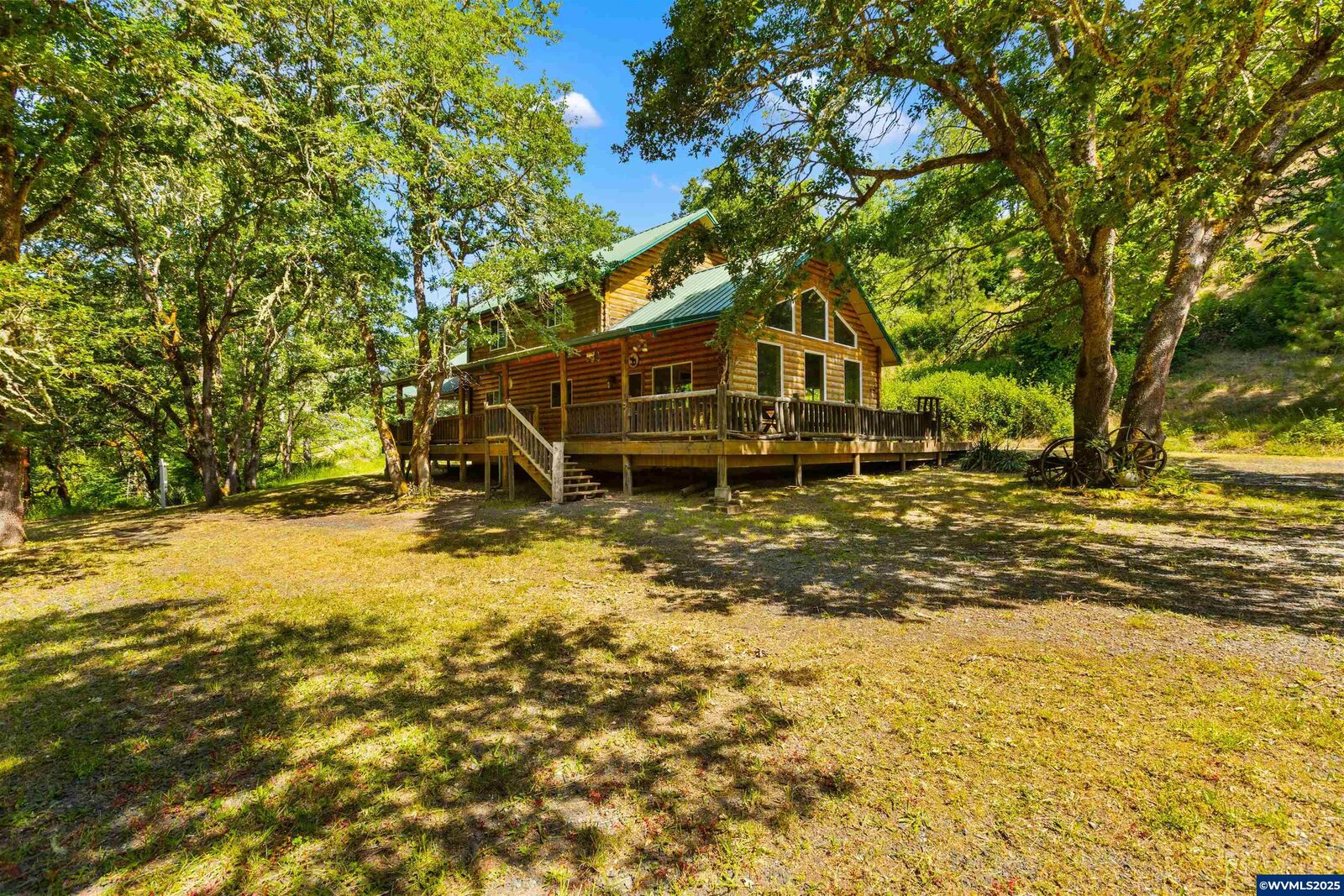 Property Photo: 1470 East Willis Creek Rd OR 97496