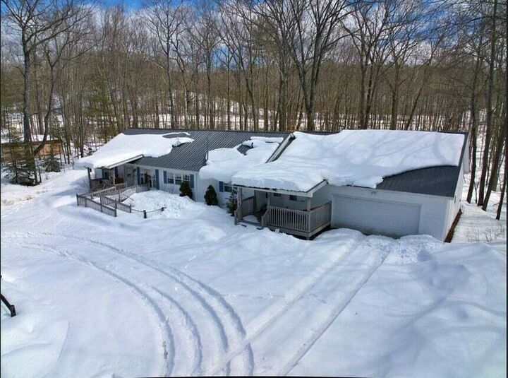 1433 E Heart Lake Drive  Gaylord MI 49735 photo