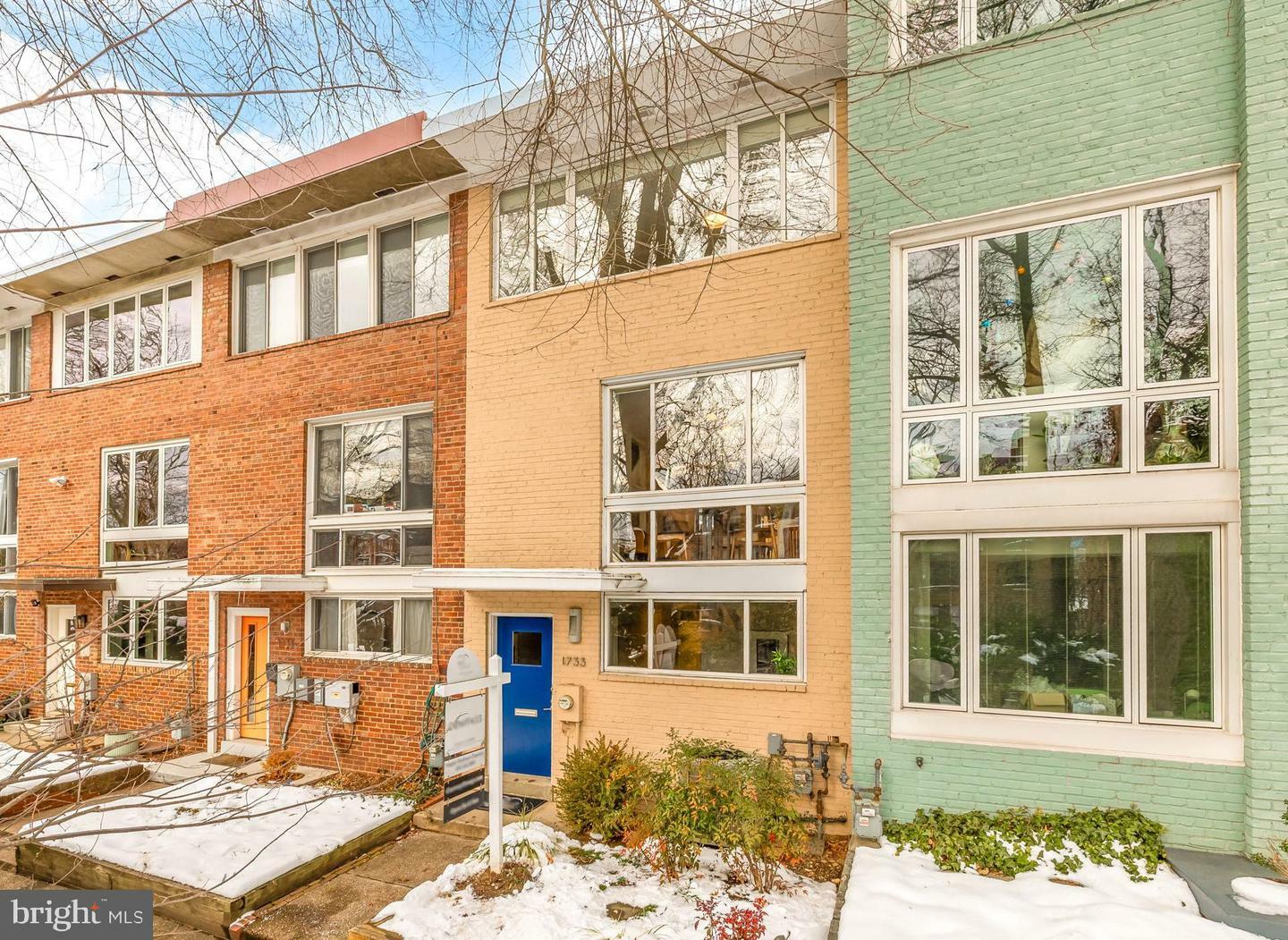 Property Photo: 1733 Harvard Street NW DC 20009