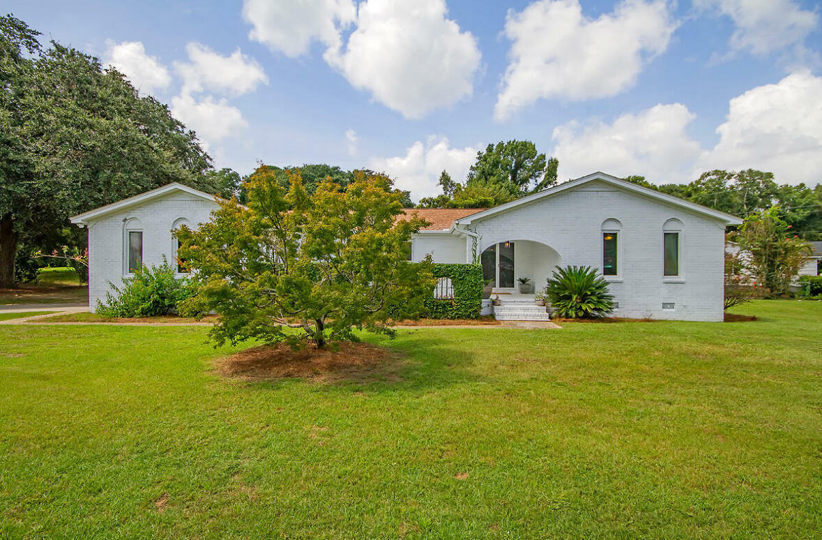 Property Photo:  1149 Harbor View Road  SC 29412 