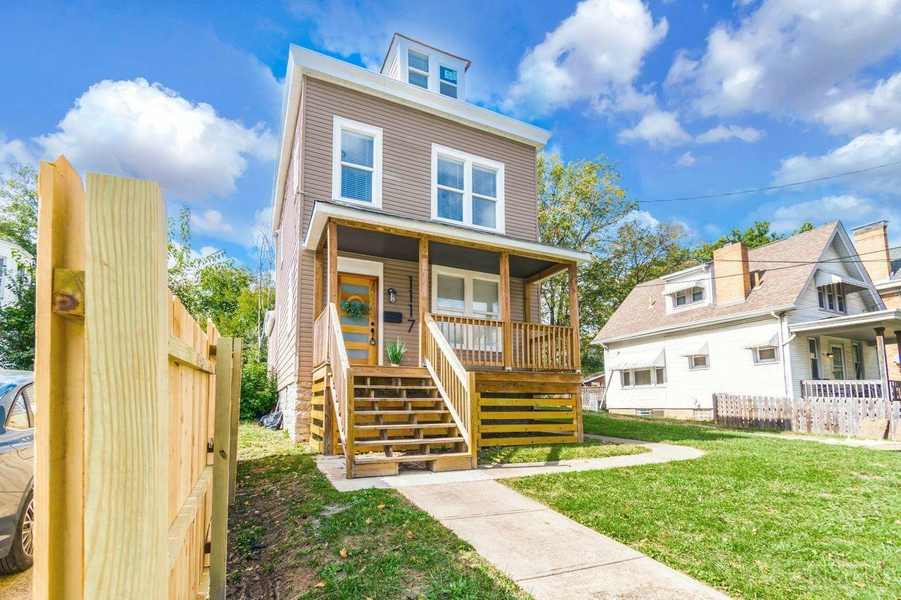 Property Photo:  1117 Rosemont Avenue  OH 45205 