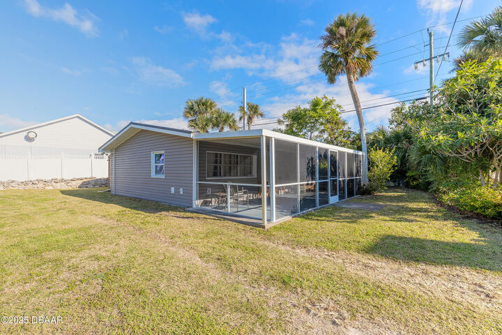 Property Photo:  2900 S Peninsula Drive  FL 32118 