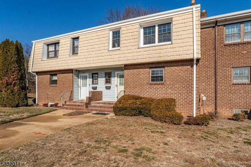 Property Photo:  102 Windsor Ct  NJ 08844 