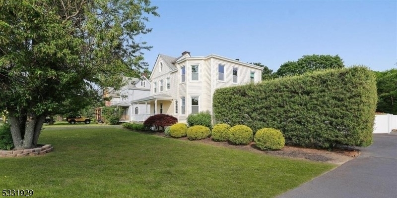 Property Photo:  92 Main St  NJ 08828 