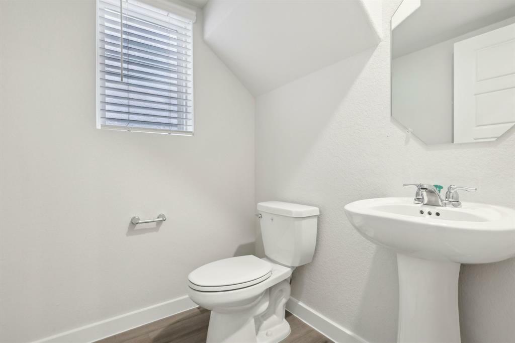 Property Photo: 1518 Blue Acer Drive TX 77084