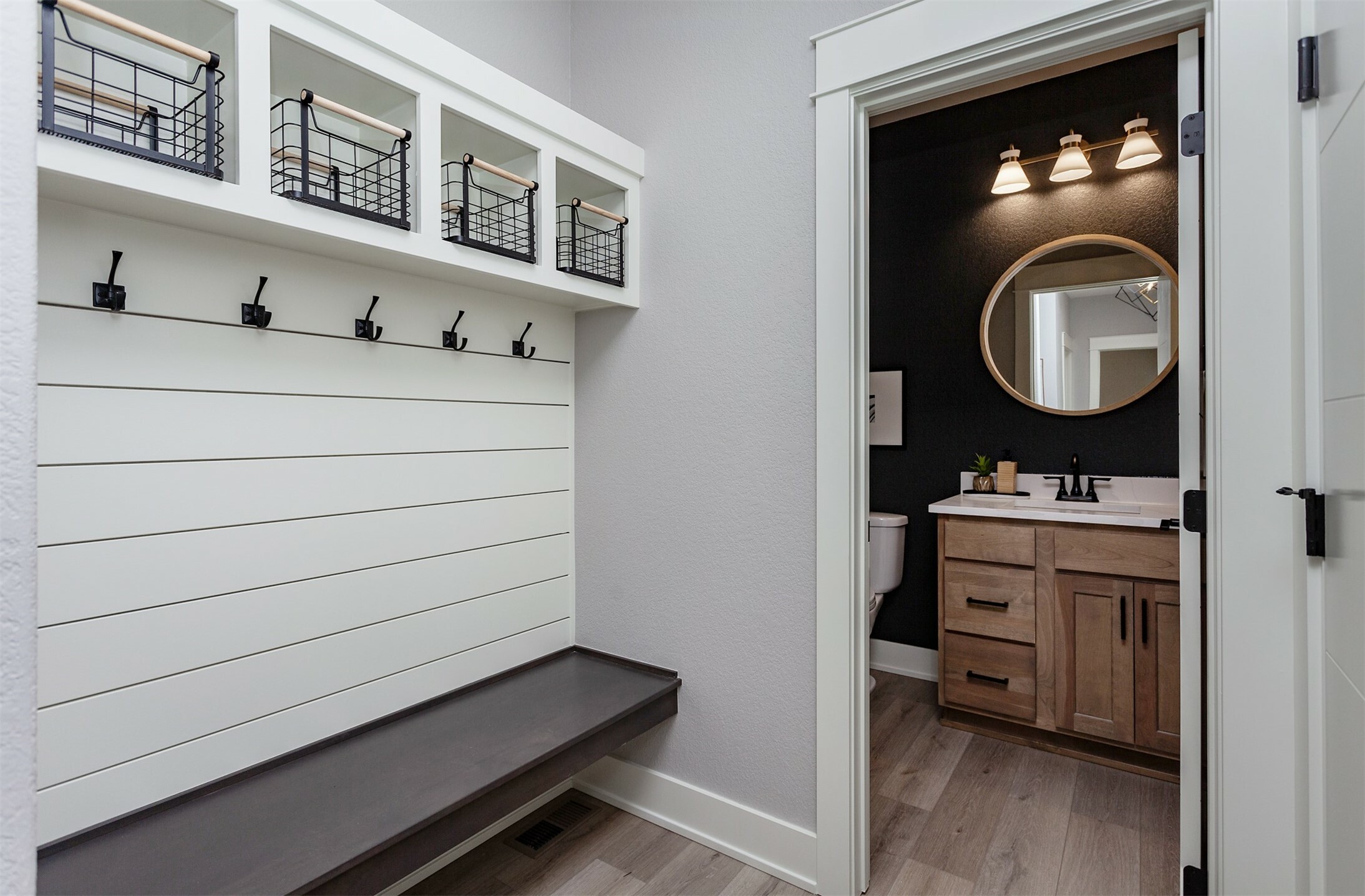 Property Photo: 3602 NE 12th Street IA 50021