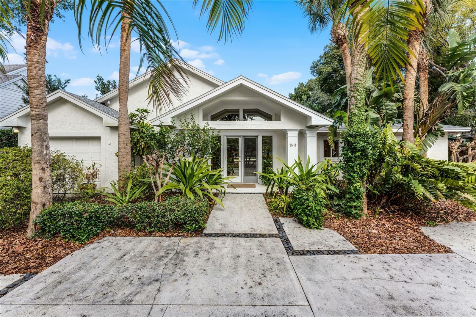 Property Photo:  1611 Walnut Avenue  FL 32789 