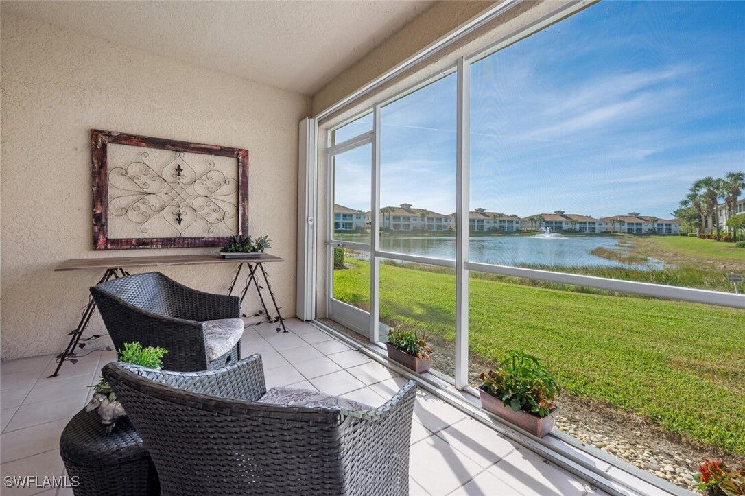 Property Photo: 3041 Driftwood Way 3607 FL 34109