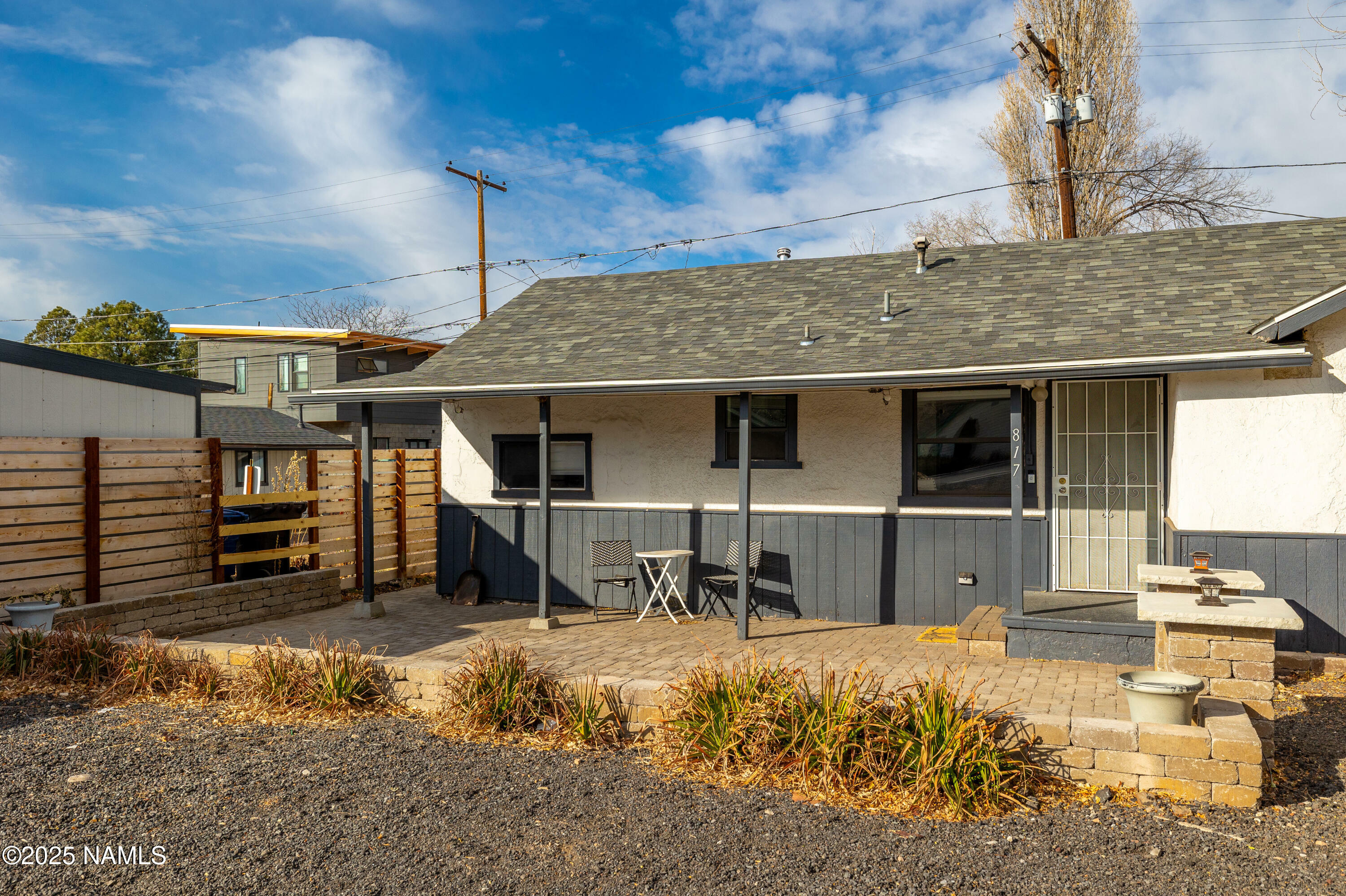 Property Photo:  817 N Beaver Street  AZ 86001 