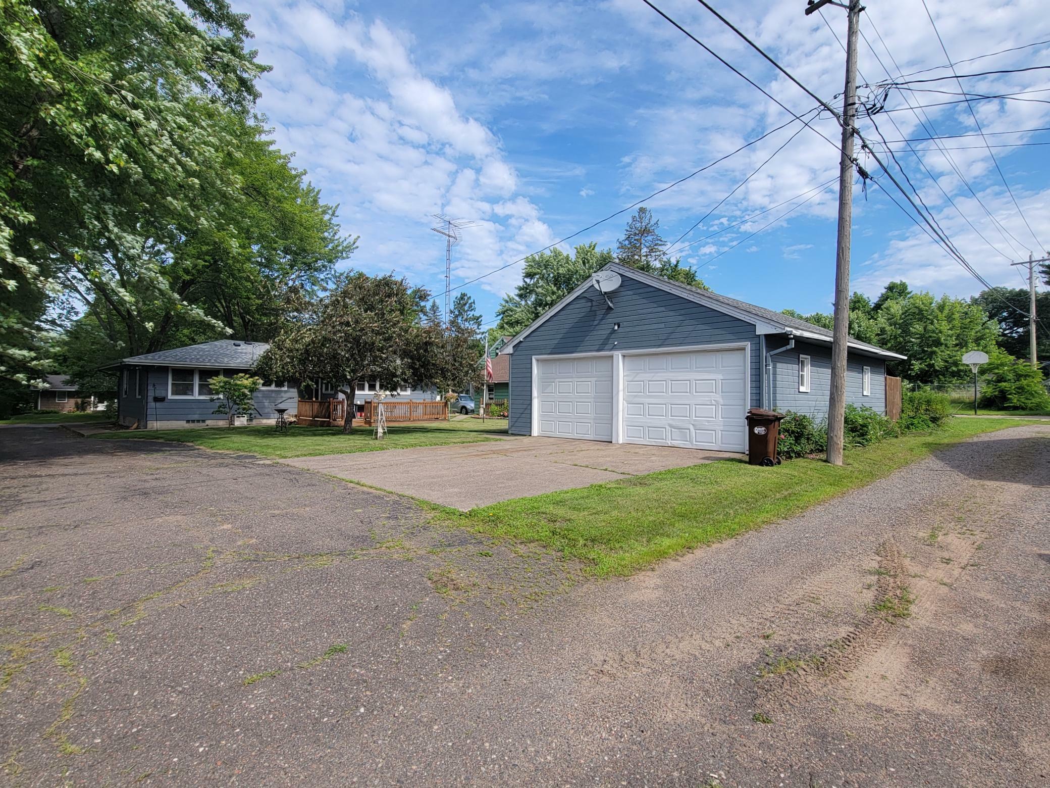 Property Photo:  540 Park Street S  MN 55051 