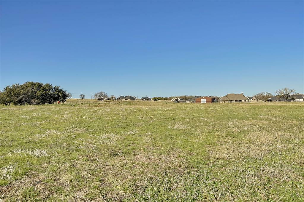 Property Photo:  1013 Paradise Parkway  TX 76487 