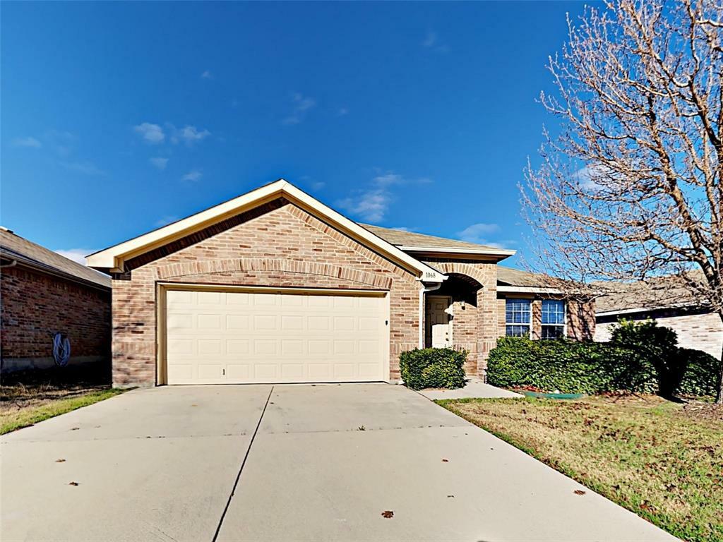 Property Photo:  1068 Appaloosa Circle  TX 76179 