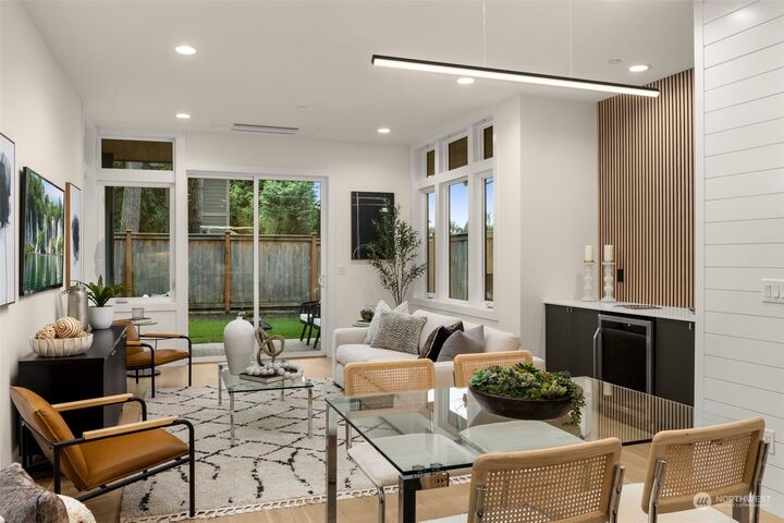 Property Photo:  12710 NE 72nd Street  WA 98033