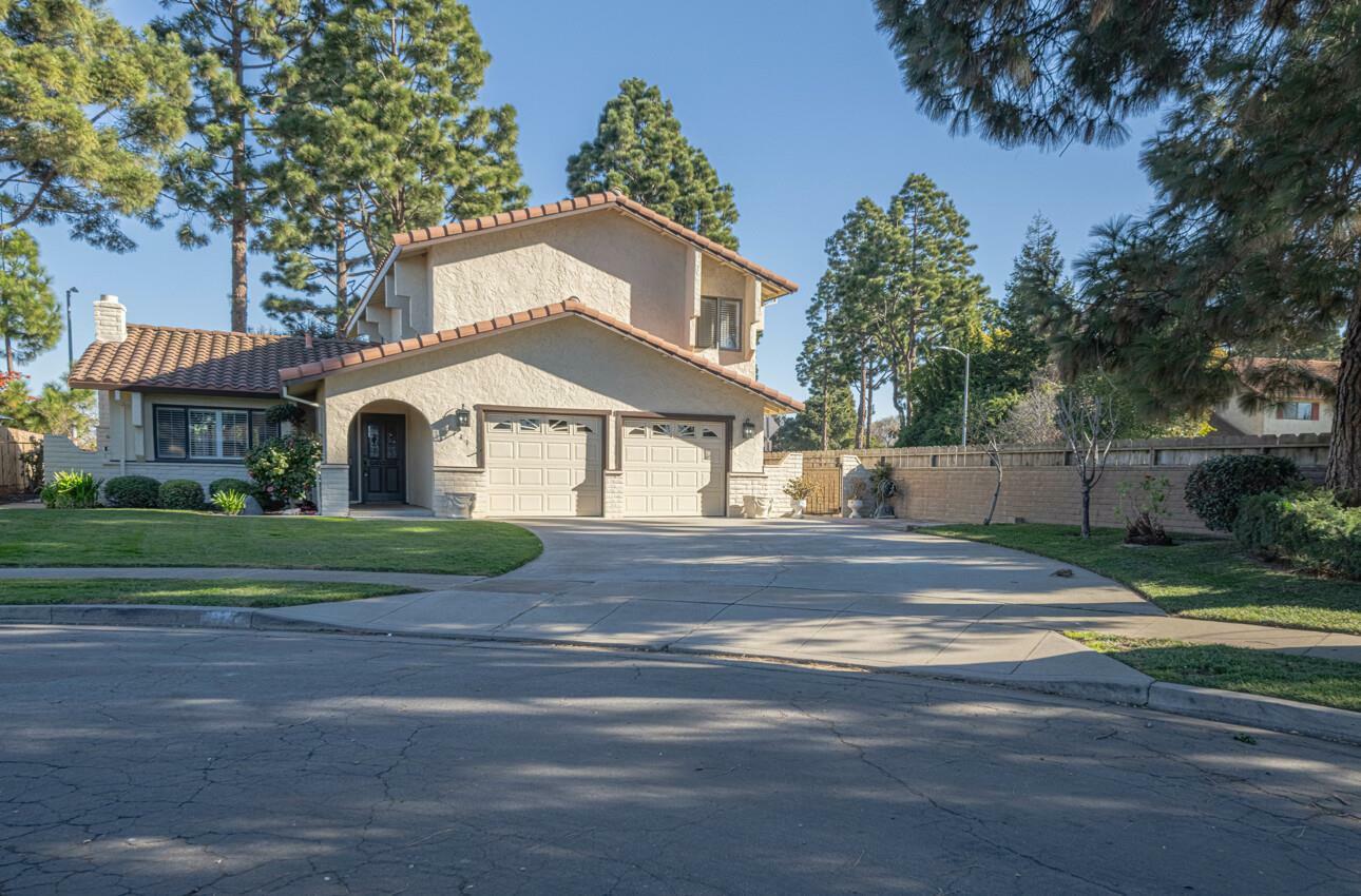 Property Photo:  1141 Greenwood Place  CA 93901 