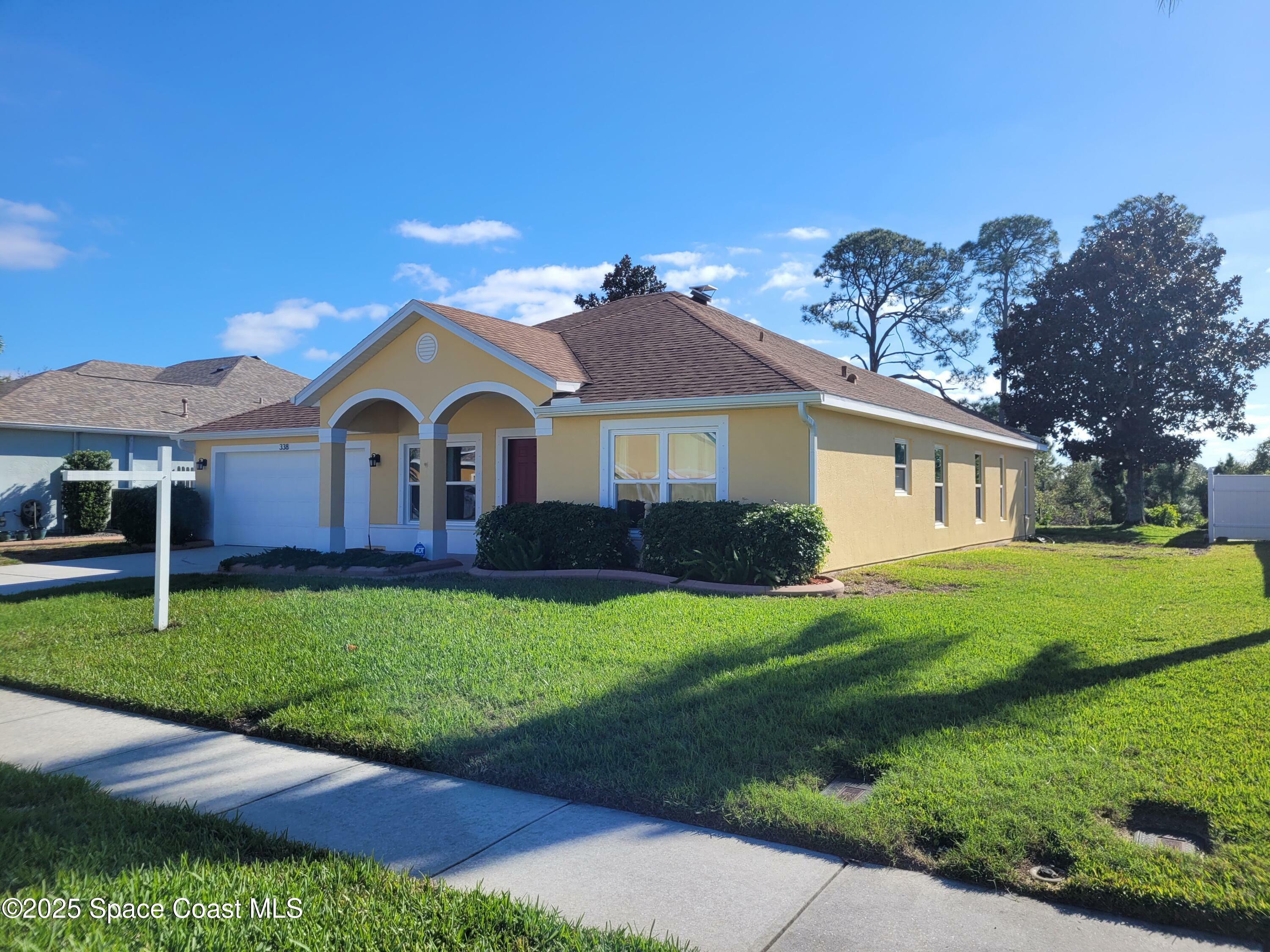 Property Photo:  338 Castlewood Lane  FL 32955 