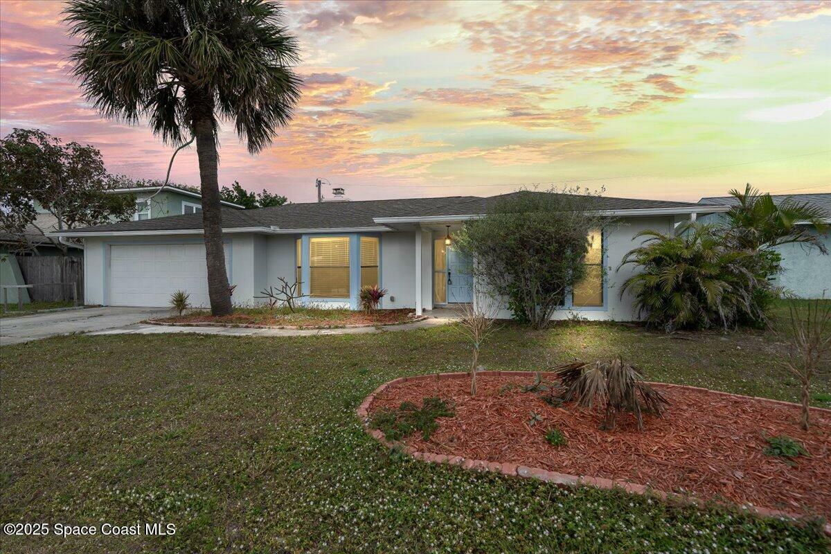 Property Photo:  330 Lee Avenue  FL 32937 