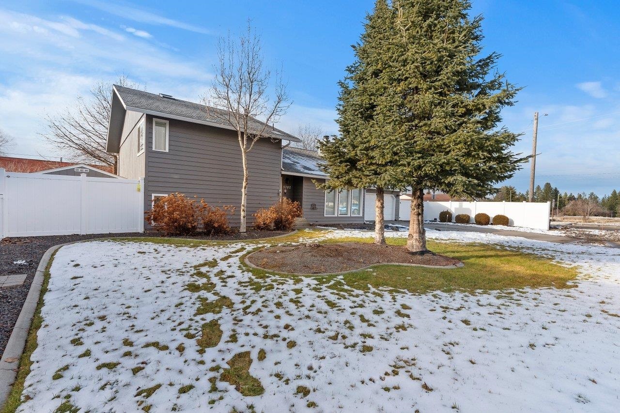 Property Photo:  5702 S Ferrall St  WA 99223 