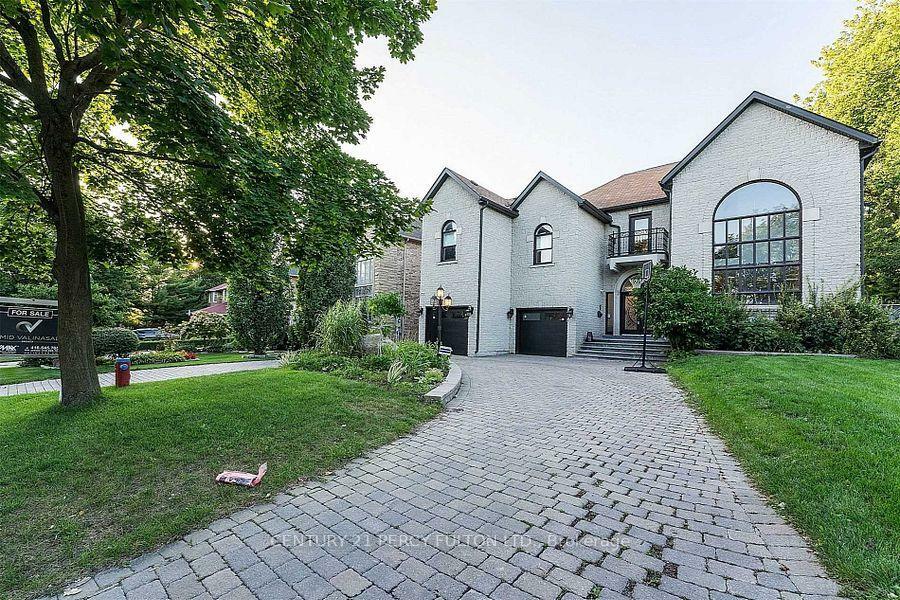 Photo de la propriété: 126 Old Surrey Lane Bsmnt ON L4C 8S6