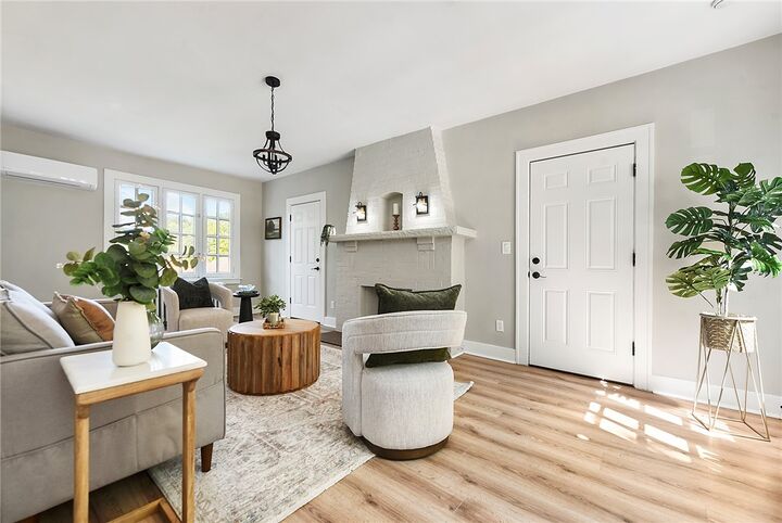 Property Photo: 1967 McNary Blvd PA 15221