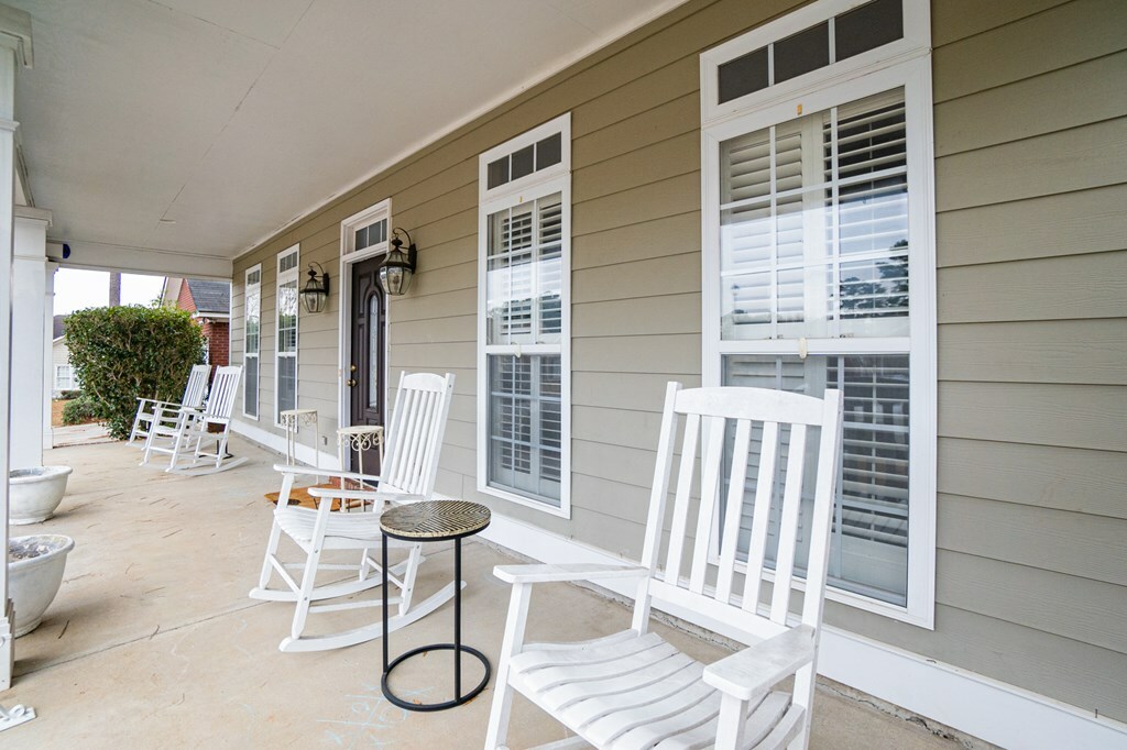 Property Photo:  2545 Bascom Dr  GA 31707 