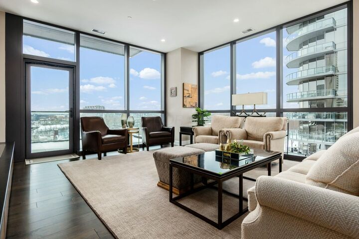 Property Photo: 250 W Spring Street OH 43215