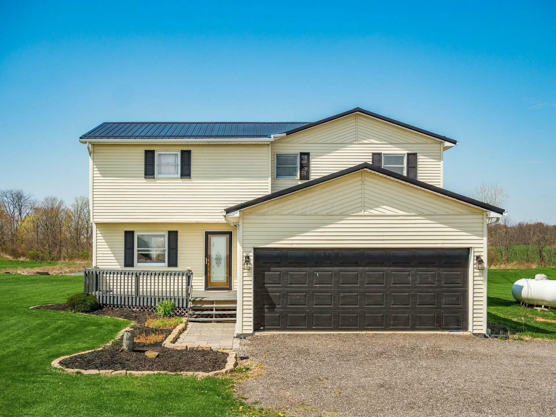 Property Photo: 3081 Winnemac S Pike OH 43332