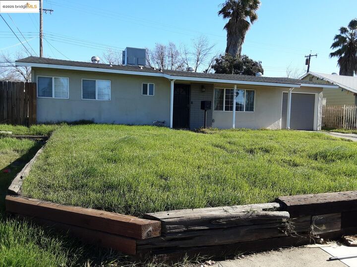 2962 Altos Ave  Sacramento CA 95815 photo