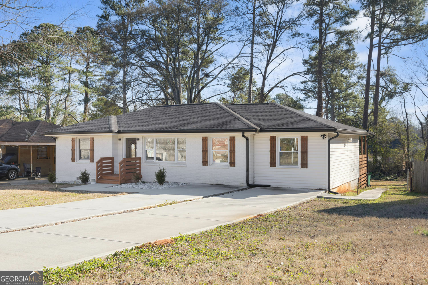 Property Photo:  2851 Long Way  GA 30032 