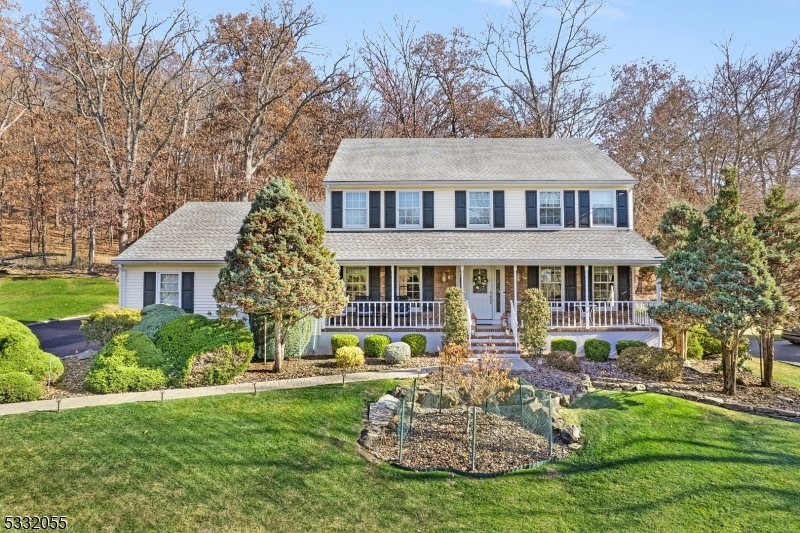 Property Photo:  61 Muirfield Ln  NJ 08807 