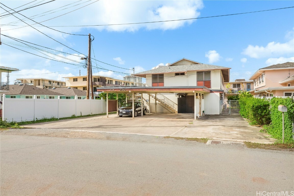 Property Photo:  718 Kaaloa Street  HI 96826 