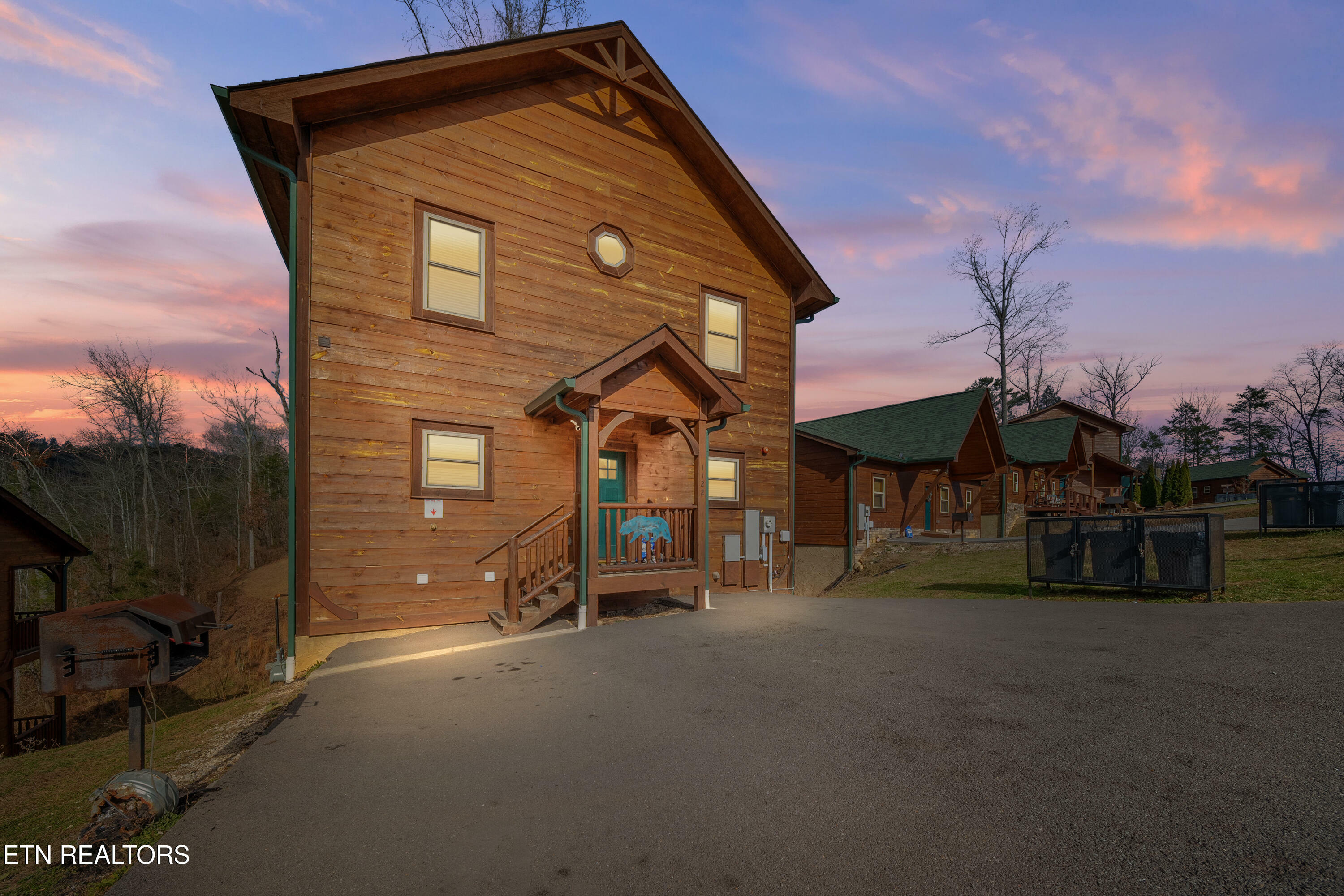 1122 Greenbriar Village Lane  Gatlinburg TN 37738 photo