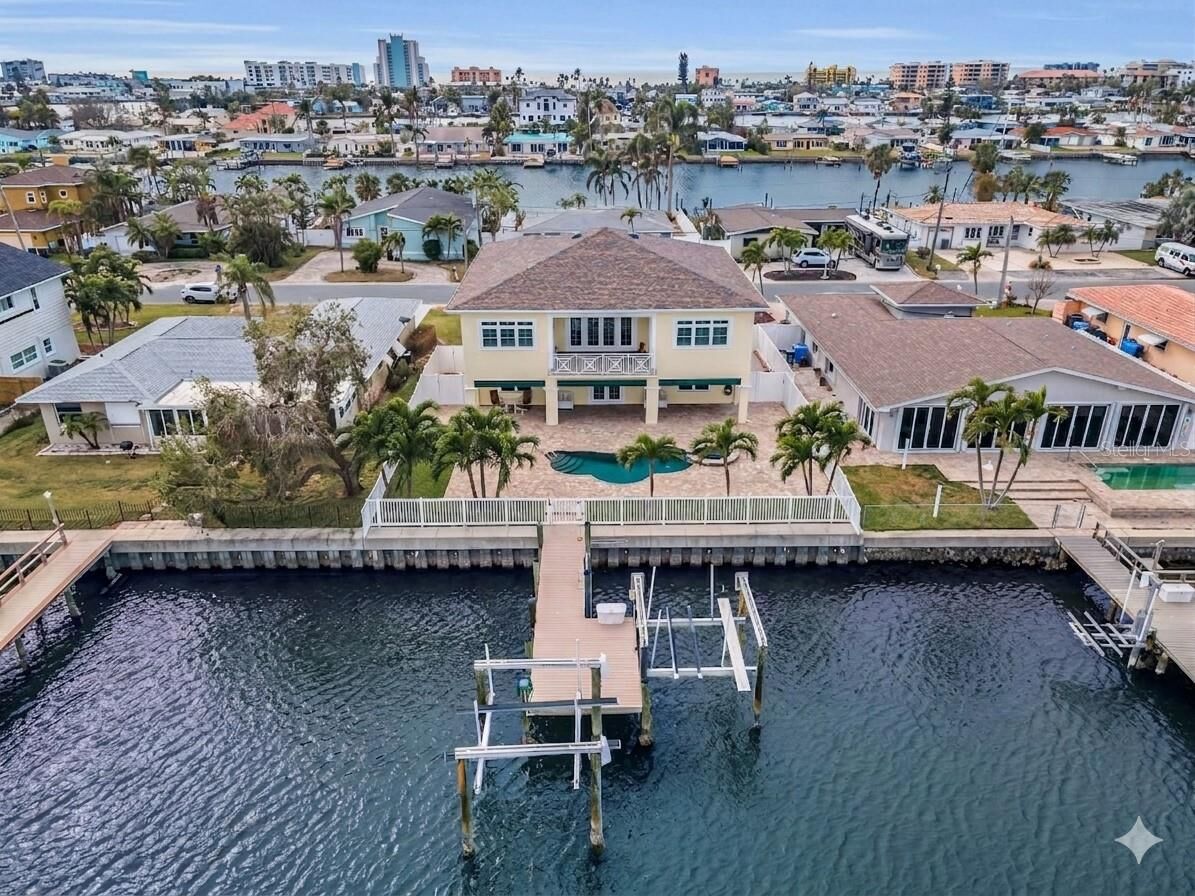 Property Photo:  11325 5th Street E  FL 33706 