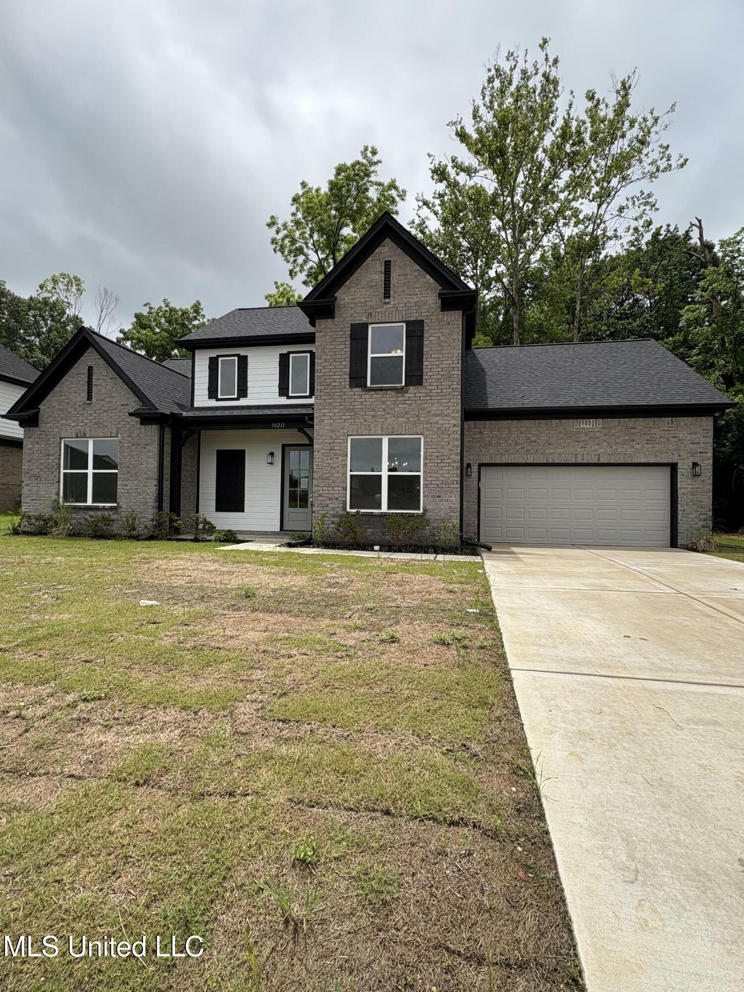 Property Photo: 10211 March Mdws Way MS 38654