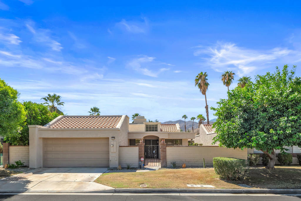 Property Photo:  7561 Pso Azulejo  CA 92264 