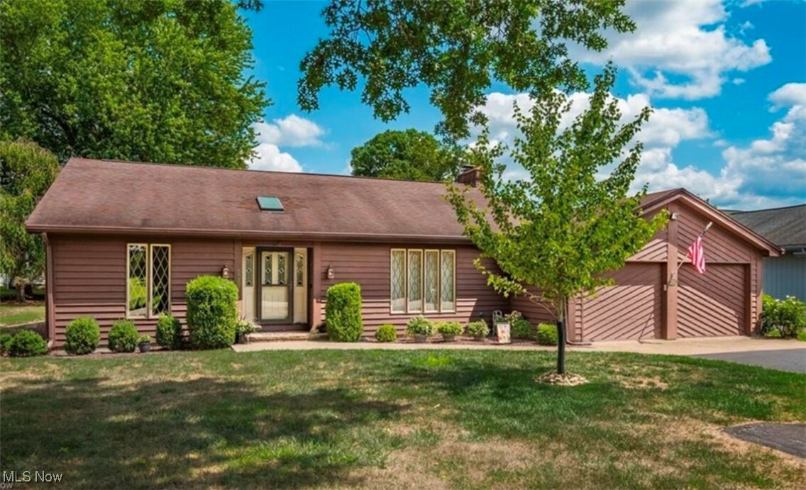 Property Photo:  1180 Country Club Drive  OH 43701 