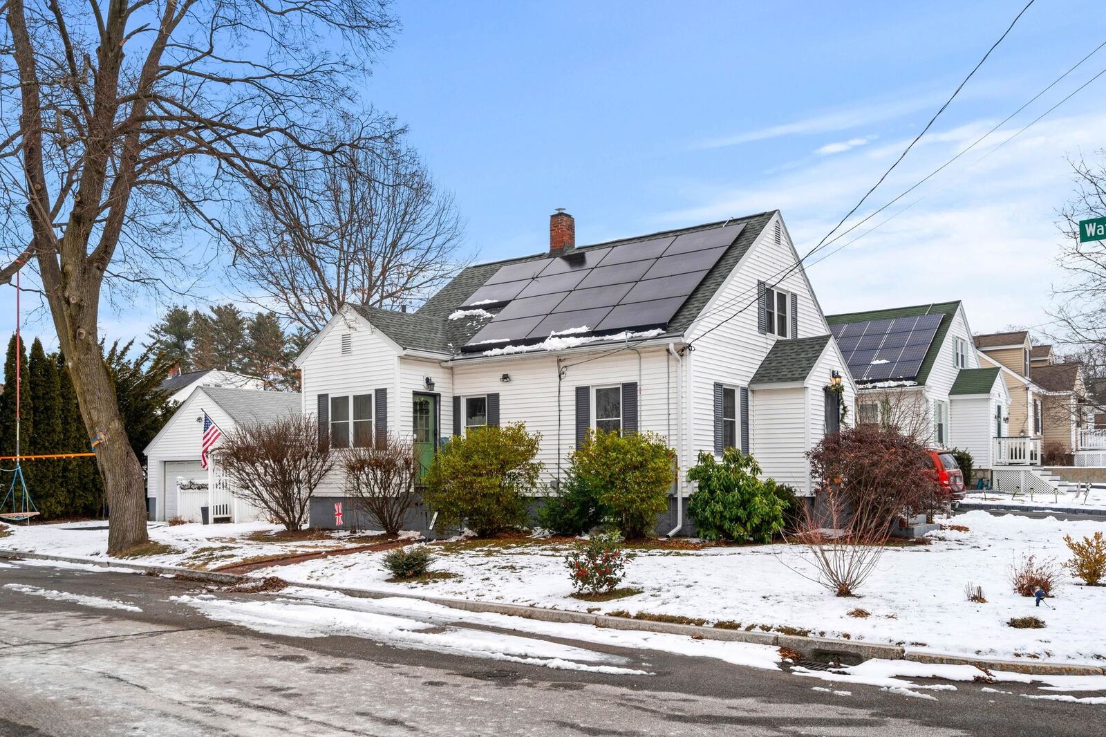 Property Photo:  52 Ramsay Street  NH 03103 