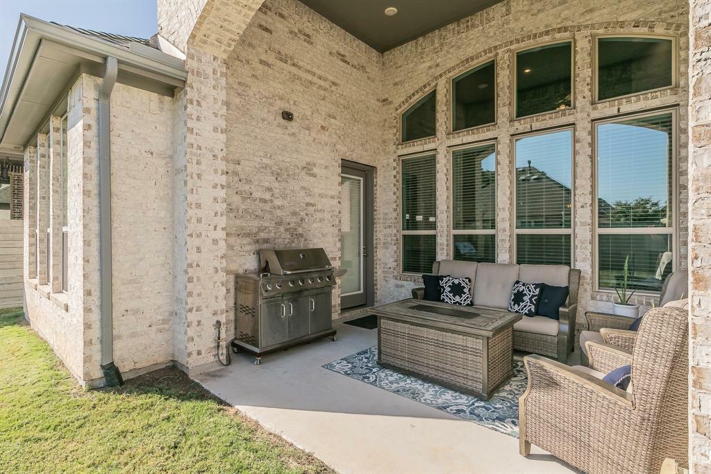 Property Photo:  1217 12th Street  TX 76226 