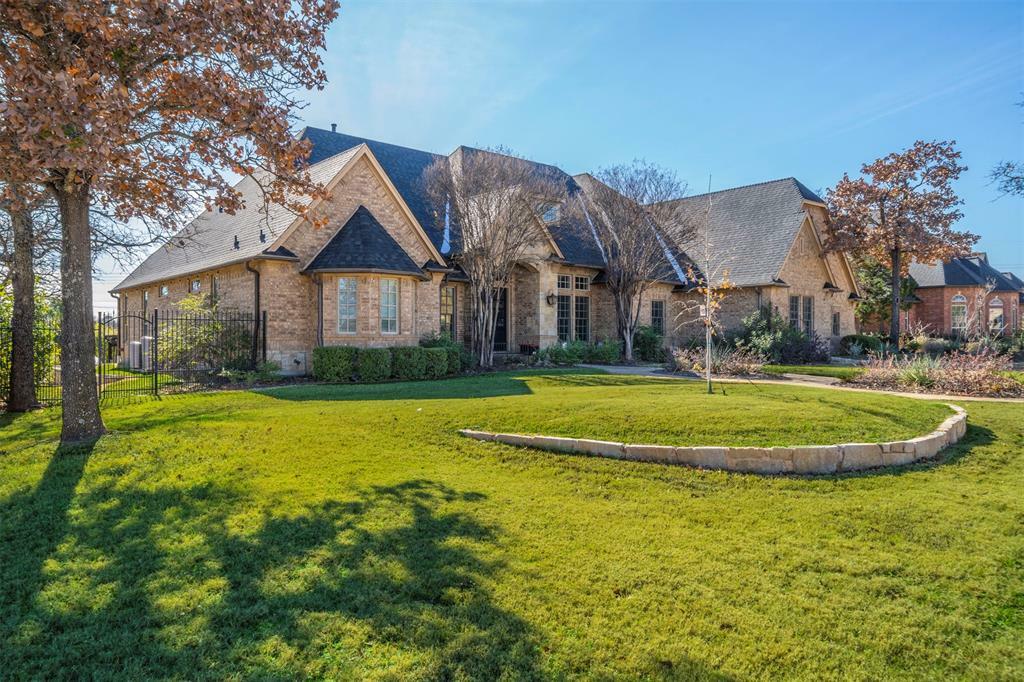 Property Photo:  1210 Falcon Ridge Drive  TX 76060 