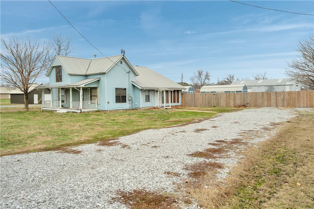 Property Photo:  904 Main Street  AR 72734 